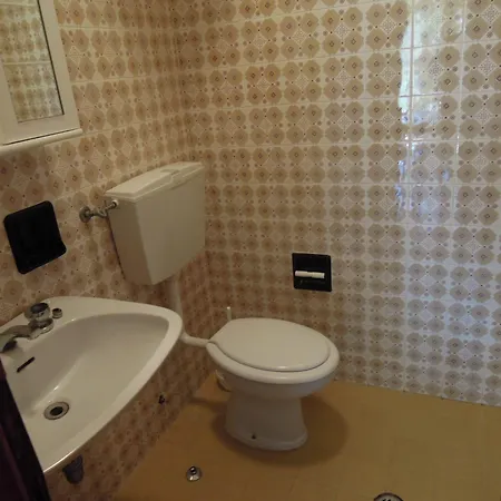 With Garden In Excellent Location - Beahost * Bibione